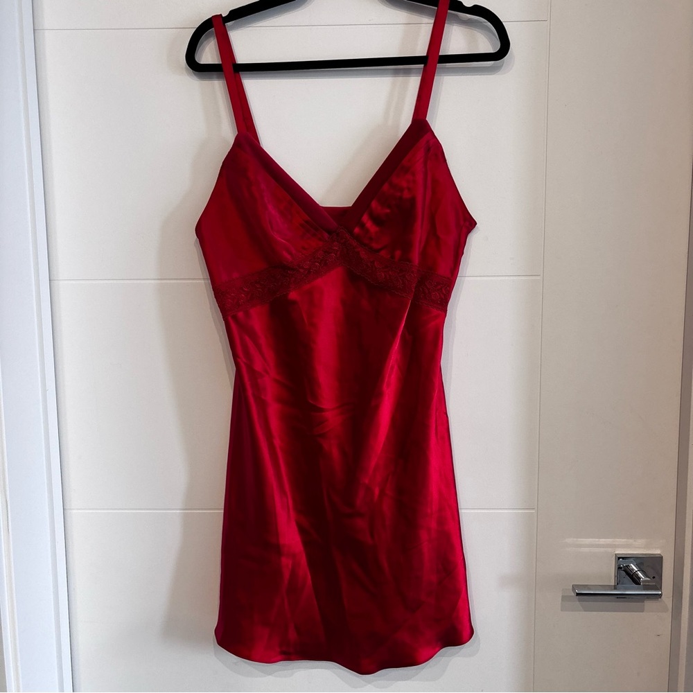 Jones New York Red Satin Chemise